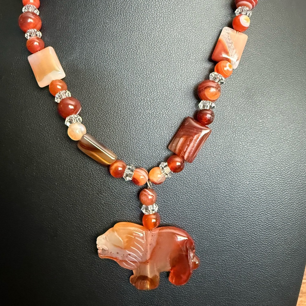 Red and Brown Carnelian Bear Pendant Necklace - Picture 2 of 11